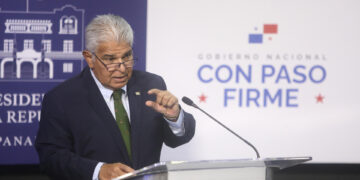 Panamá asegura que restauró relaciones consulares con Venezuela ante migración en retorno