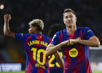 El Barça de Flick, un líder que se abona a las remontadas