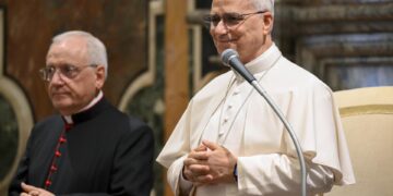 El papa expresa su solidaridad tras el terremoto en Afganistán, con más de 800 muertos