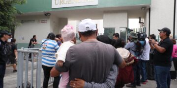 Sube a 20 el número de muertos por explosión de camión de gas en Ciudad de México