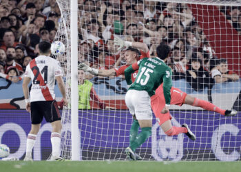 1-2. Palmeiras da un golpe de autoridad y derrota a domicilio a River Plate