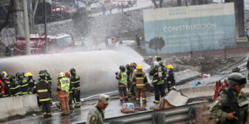 Ciudad de México establecerá protocolo para vehículos de carga tras explosión de camión