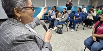 Especialistas y organizaciones coinciden en la importancia de reforzar redes de apoyo para prevenir el suicidio