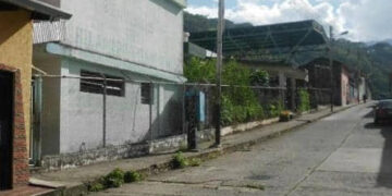 Representantes y trabajadores piden cuentas claras a la escuela Hilario Pisani Anselmi