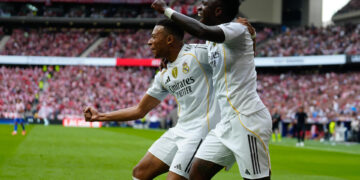 Mbappé: «Tengo una relación muy buena con Vinícius, muchísimo mejor este año»