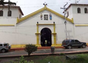 Feligreses de Tostós molestos por remodelaciones en la iglesia 