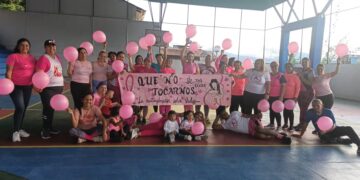 Realizan bailoterapia por el mes rosa en Boconó 