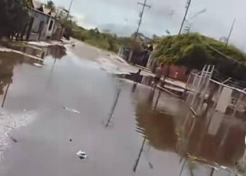 Lluvias intensas provocan severas inundaciones en el municipio La Ceiba