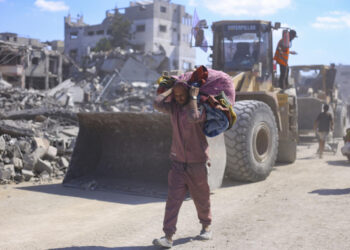 Se reanuda la ayuda a Gaza desde Rafah (Egipto) por Israel tras el cierre del martes