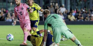 3-1. El Inter Miami vence al Nashville con doblete de Messi