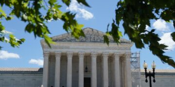 El Supremo de EE.UU. permite de nuevo a Trump revocar el TPS a unos 300.000 venezolanos