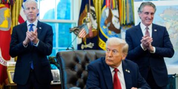 ¿Qué es la Ley de Insurrección que Trump se plantea invocar ante las protestas?