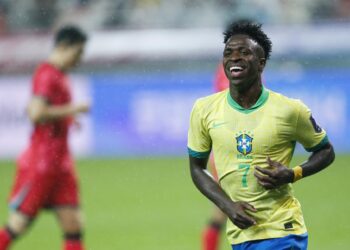 Vinícius, procesado en Brasil por «perturbar» a los vecinos con su fiesta de cumpleaños