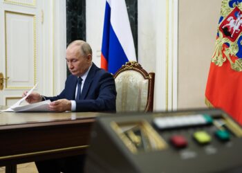 Putin anuncia una prueba exitosa del sumergible atómico ruso no tripulado Poseidón