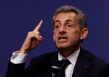 Sarkozy entrará este martes en la cárcel parisina de La Santé