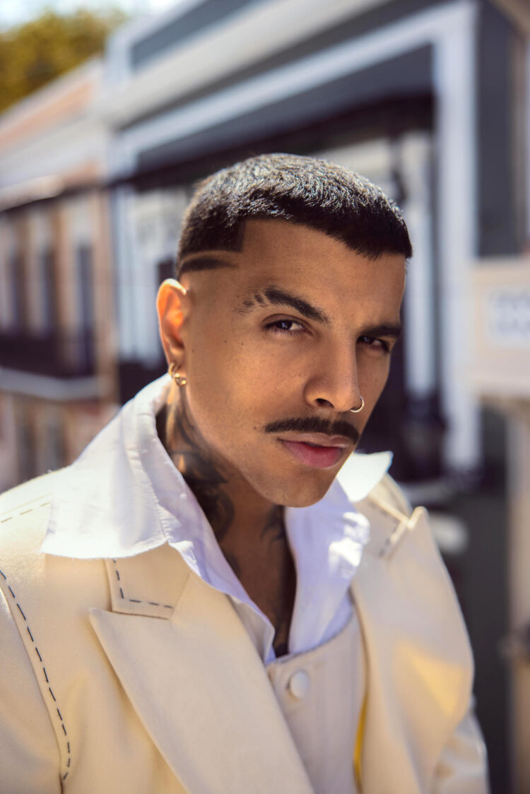 Fotografía sin fecha cedida por Marco Perretta que muestra al cantante puertorriqueño Rauw Alejandro quien presentó el videoclip de su primera bachata 'Silencio', que forma parte de su último álbum 'Cosa nuestra: capítulo 0'. EFE/ Marco Perretta