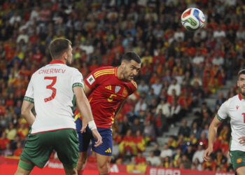 España se mantiene al frente de la clasificación de la FIFA; Argentina sube al 2º puesto