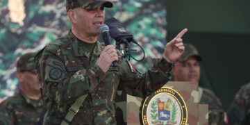 Padrino López dice que Venezuela está haciendo «todo» por evitar guerra con EE.UU.