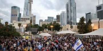 Israel dice que rehenes serán liberados «el lunes temprano», pero Hamás podría adelantarse