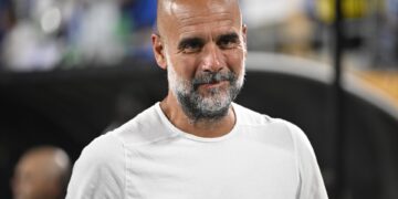 Guardiola bromea sobre su futuro: «En 2035 empezaré a pensar en un descanso»