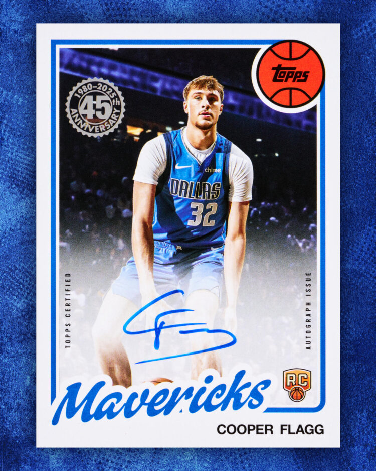 La camiseta de Cooper Flagg en su debut con Dallas Mavericks fue un activo de inversión. El parche de novato que vistió esa noche fue retirado y convertido en un cromo autografiado cuyo valor podría superar el millón de dólares. Es la nueva fiebre del oro en los coleccionables de la NBA. EFE/Cedido por Fanatic Collectibles USO EDITORIAL NO VENTAS