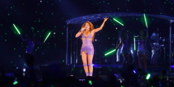 Shakira celebra 30 años de ‘Pies descalzos’, álbum que la llevó a estrellato internacional