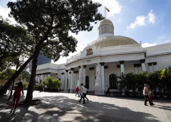 Asamblea Nacional presenta proyecto de ley para la defensa de Venezuela ante «asedio» de EE.UU.