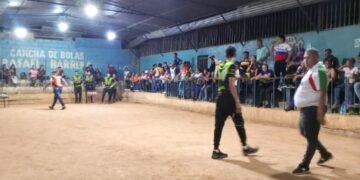 Bolas Criollas: “ruge el deporte” con la inauguración de la «Copa Navidad» en La Cejita