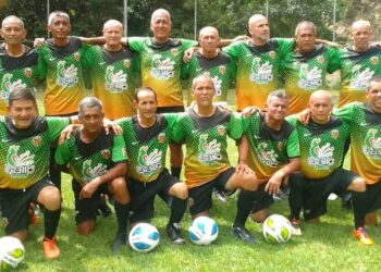 Fútbol Master: “entre triunfos y empates” se jugó la quinta jornada de la copa Navidad