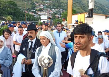 Efectivos de seguridad custodiaron celebración del natalicio de San José Gregorio Hernández