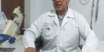 Médicos Católicos honra a José Gregorio Hernandez con charla en liceo Rafael Rangel