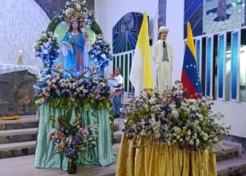 Carvajalenses inician la novena en honor a su patrono, San Rafael Arcángel