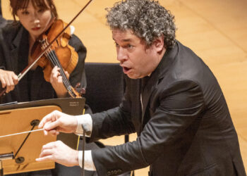 La Filarmónica de Los Ángeles celebra el legado de Dudamel con programa ‘Gustavo’s fiesta’