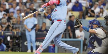 2-6. Los Azulejos dejan todo igual