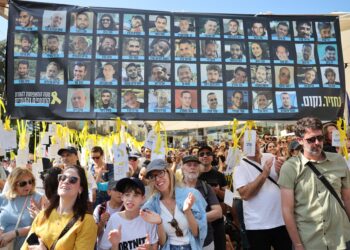 Familiares relatan la violencia física y psicológica que los rehenes vivieron cautivos