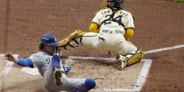 Los Dodgers vuelven a castigar a los Cerveceros