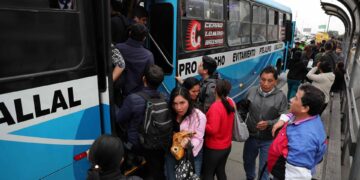 Transportistas en Lima levantan el paro, tras llegar a acuerdos con el Gobierno