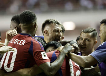 4-1. Costa Rica vuelve a la pelea por un cupo en el Mundial