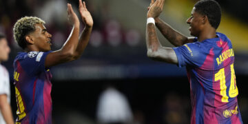 Rashford supera sus registros en el Aston Villa y apunta al clásico