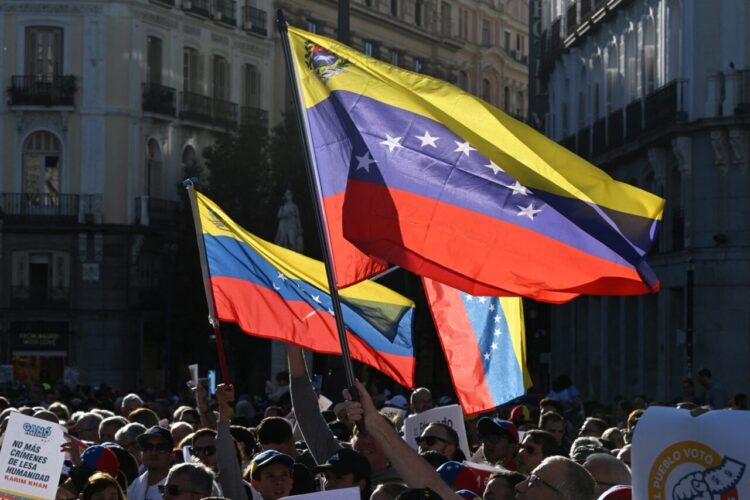 Casi 2 millones de españoles viven en países latinoamericanos | Foto: Javier Soriano / AFP