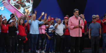 Maduro sale a la calle y convoca vigilia y marchas en protesta ante la tensión de EEUU