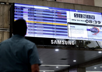 Vence el plazo a aerolíneas que suspendieron sus vuelos a Venezuela