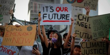 «No hay planeta B»,el temor al cambio climático se extiende con jóvenes como protagonistas
