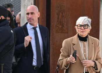 Rubiales: «No pido perdón a Jenni Hermoso porque yo le pregunté y me dijo ‘vale'»