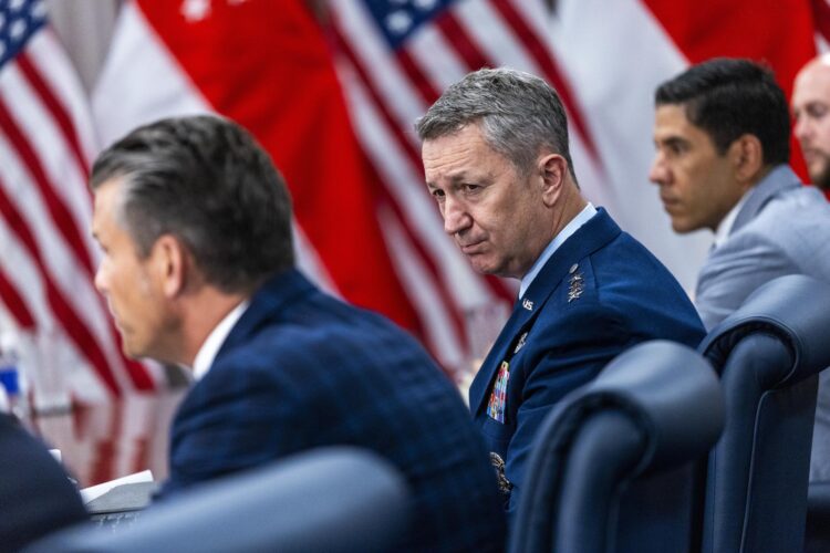Fotografía del jefe del Estado Mayor de Estados Unidos, Dan Caine. EFE/Shawn Thew