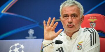 Mourinho cree que el Benfica debe prestar «máxima atención» a Alejandro Grimaldo