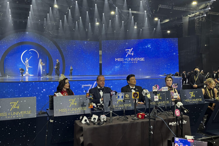 Dueño de Miss Universo niega fraude en elección y anuncia acciones legales contra medios