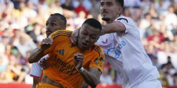 Real Madrid-Sevilla se jugará el 20 de diciembre (21.00h) y Villarreal-Barça el 21 (16.15)