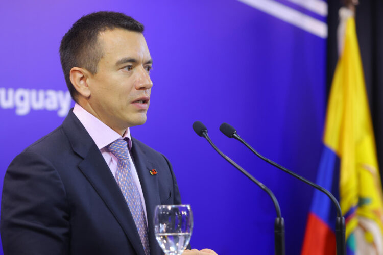 Fotografía de archivo, tomada el pasado 19 de agosto, del presidente de Ecuador, Daniel Noboa, durante una rueda de prensa, en Montevideo (Uruguay). EFE/Gaston Britos