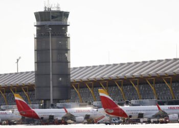 Ningún vuelo saldrá mañana de Barajas con destino a Venezuela tras alerta de EE. UU.